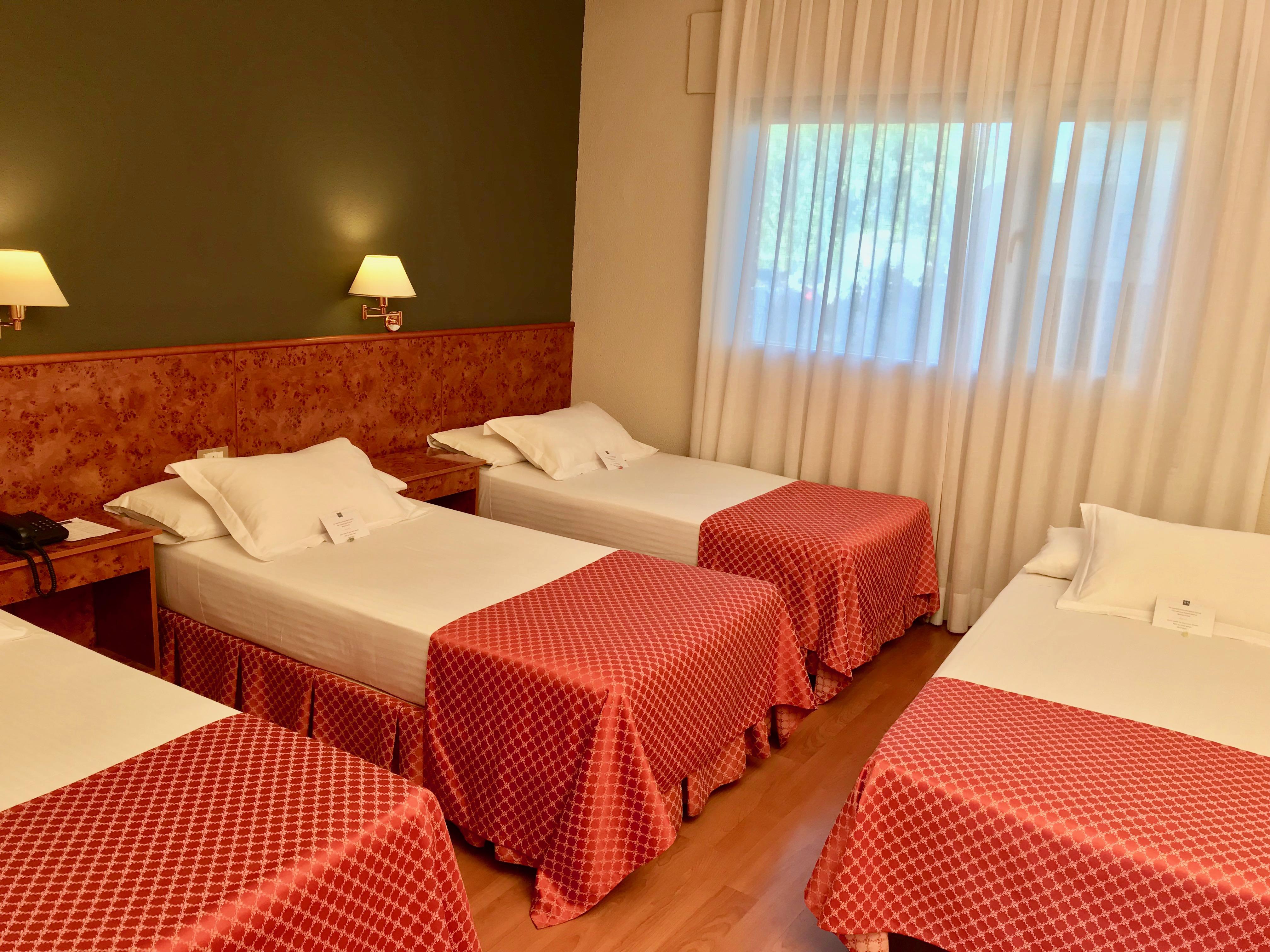 Ap Hotel Madrid Airport Eksteriør billede