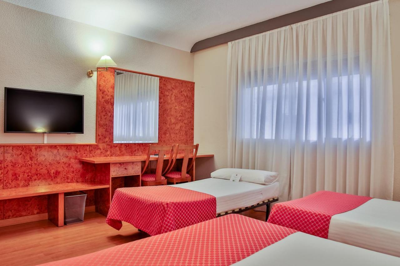 Ap Hotel Madrid Airport Eksteriør billede